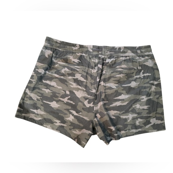 Athleta CAMO FARALLON SHORT - Picture 4 of 11
